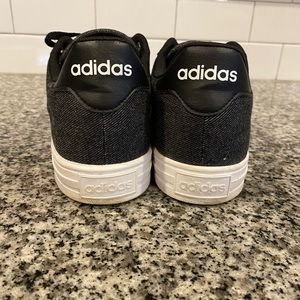 Men’s Adidas sneakers